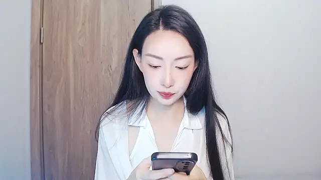 Snapshot of anan_882 chatting on 04/24/26, 02:14 anan 882 online show from 04/24/26, 02:14