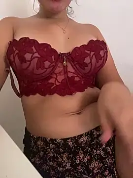 Ariell hot online show from 05/18/26, 04:13