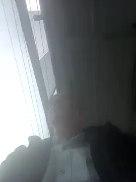 Snapshot of mateosantos111 chatting on 03/25/26, 08:15 mateosantos111 online show from 03/25/26, 08:15