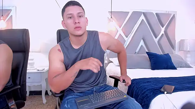 Snapshot of Chriss_Diamond chatting on 04/03/26, 07:56 Chriss Diamond online show from 04/03/26, 07:56