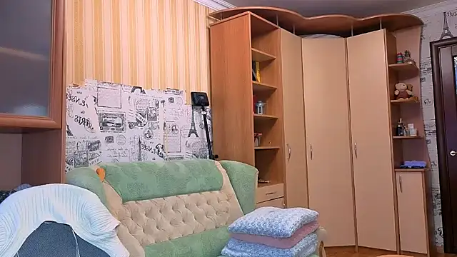 LadyL2026 online show from 03/29/26, 11:32