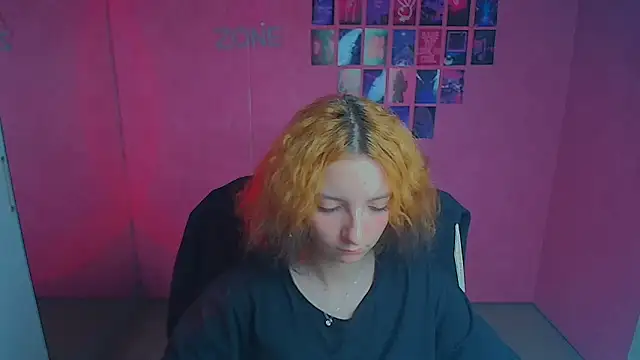 Snapshot of Butterfly_Milly chatting on 06/19/26, 11:36 Butterfly Milly online show from 06/19/26, 11:36