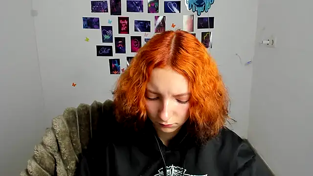 Snapshot of Butterfly_Milly chatting on 07/06/26, 05:48 Butterfly Milly online show from 07/06/26, 05:48