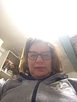 Snapshot of MeriStevens chatting on 03/24/26, 06:13 MeriStevens online show from 03/24/26, 06:13