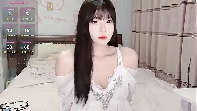 Snapshot of YINUO-QJ chatting on 04/21/26, 01:50 YINUO-QJ online show from 04/21/26, 01:50