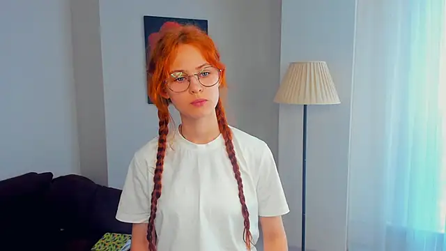 Snapshot of ValarieBullen chatting on 03/28/26, 06:46 ValarieBullen online show from 03/28/26, 06:46