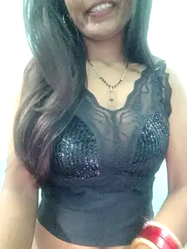 Snapshot of khushi_ji00 chatting on 04/14/26, 11:27 khushi ji00 online show from 04/14/26, 11:27