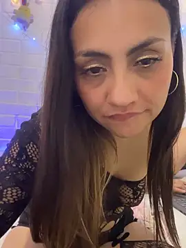 Snapshot of LASEXbellaX chatting on 04/24/26, 04:26 LASEXbellaX online show from 04/24/26, 04:26