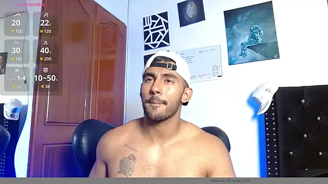 Snapshot of romanpearce_ chatting on 05/16/26, 10:30 romanpearce online show from 05/16/26, 10:30