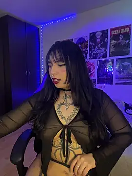 Hinataaa  online show from 06/10/26, 04:34