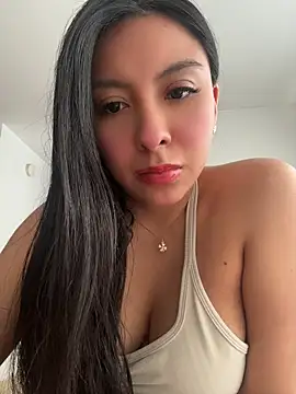 Snapshot of mila_gomez_ chatting on 07/01/26, 09:58 mila gomez online show from 07/01/26, 09:58