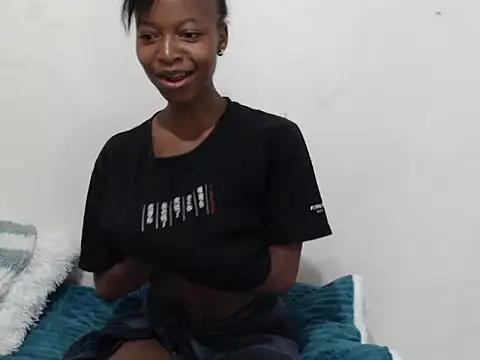 Snapshot of SexyPetite_22 chatting on 06/07/26, 08:23 SexyPetite 22 online show from 06/07/26, 08:23