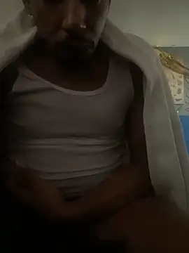 Snapshot of Seananthan6969 chatting on 04/27/26, 04:16 Seananthan6969 online show from 04/27/26, 04:16