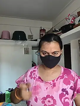 HeartlessGirl online show from 06/13/26, 03:04