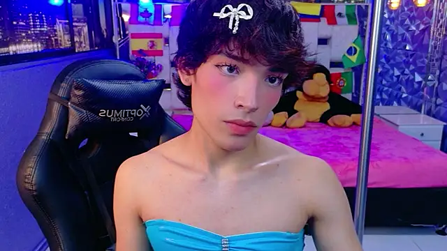 Snapshot of IsaacNovaa chatting on 06/27/26, 08:36 IsaacNovaa online show from 06/27/26, 08:36