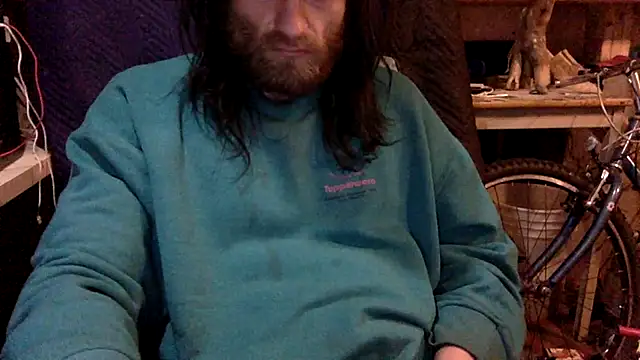 Snapshot of hairyhungnaughtyguy chatting on 03/25/26, 03:07 hairyhungnaughtyguy online show from 03/25/26, 03:07
