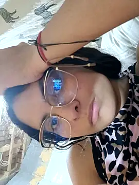 Lilith04 online show from 04/17/26, 04:26