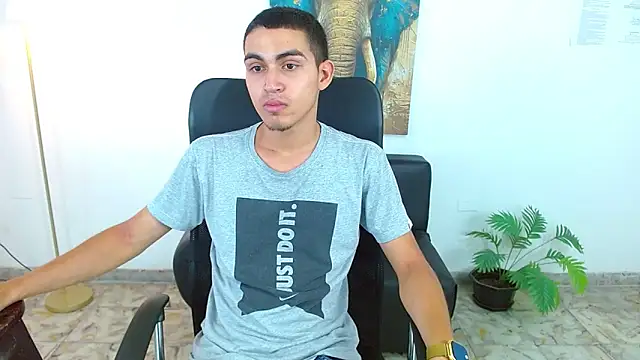 Snapshot of lucass_18 chatting on 03/28/26, 07:57 lucass 18 online show from 03/28/26, 07:57