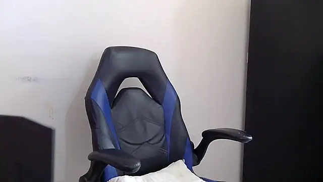 Darkkras online show from 06/13/26, 03:21