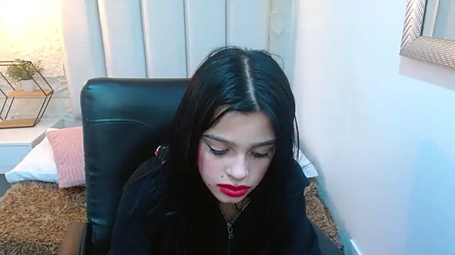mia velvetk online show from 04/26/26, 01:47