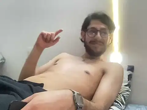 Snapshot of HornyPizzaBoyX chatting on 04/12/26, 03:55 HornyPizzaBoyX online show from 04/12/26, 03:55