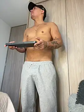 AndresFerro online show from 04/17/26, 02:09