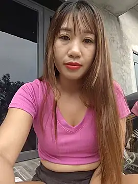 xinhxinh-cute online show from 05/01/26, 12:37