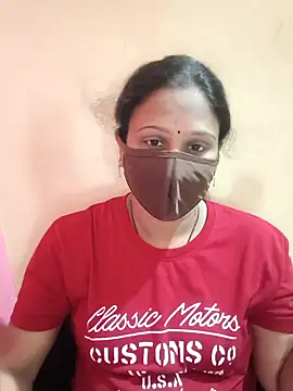 Snapshot of Latha_lovely chatting on 04/06/26, 08:04 Latha lovely online show from 04/06/26, 08:04