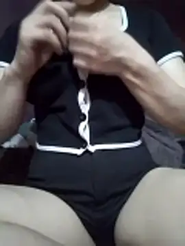 AnnieAngelxx online show from 04/12/26, 05:56