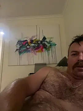 Snapshot of macfromoz chatting on 05/22/26, 04:08 macfromoz online show from 05/22/26, 04:08