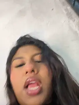 Snapshot of Daphnie_Foxx chatting on 03/31/26, 01:40 Daphnie Foxx online show from 03/31/26, 01:40