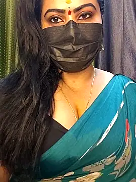 Snapshot of Anushka_flower chatting on 04/19/26, 12:43 Anushka flower online show from 04/19/26, 12:43