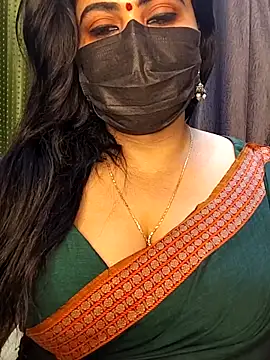 Snapshot of Anushka_flower chatting on 05/02/26, 06:57 Anushka flower online show from 05/02/26, 06:57