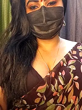 Snapshot of Anushka_flower chatting on 05/04/26, 12:45 Anushka flower online show from 05/04/26, 12:45