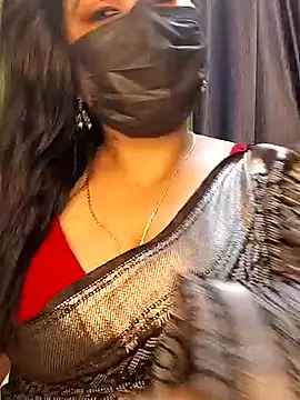 Snapshot of Anushka_flower chatting on 05/08/26, 04:12 Anushka flower online show from 05/08/26, 04:12