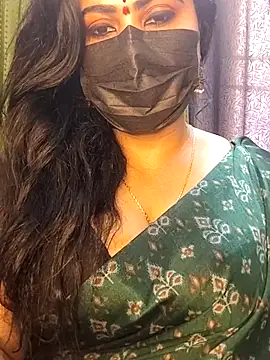 Snapshot of Anushka_flower chatting on 05/16/26, 10:01 Anushka flower online show from 05/16/26, 10:01