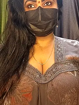 Snapshot of Anushka_flower chatting on 05/19/26, 06:58 Anushka flower online show from 05/19/26, 06:58