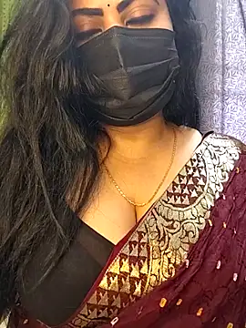 Snapshot of Anushka_flower chatting on 06/10/26, 03:29 Anushka flower online show from 06/10/26, 03:29