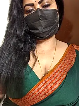 Snapshot of Anushka_flower chatting on 06/11/26, 11:36 Anushka flower online show from 06/11/26, 11:36