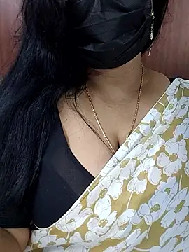 Snapshot of Anushka_flower chatting on 06/17/26, 03:46 Anushka flower online show from 06/17/26, 03:46