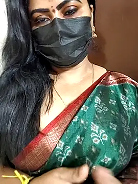 Snapshot of Anushka_flower chatting on 07/05/26, 04:30 Anushka flower online show from 07/05/26, 04:30
