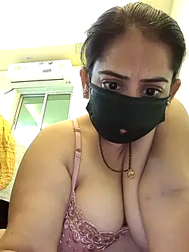 Snapshot of sonalidey5564 chatting on 03/28/26, 11:54 sonalidey5564 online show from 03/28/26, 11:54