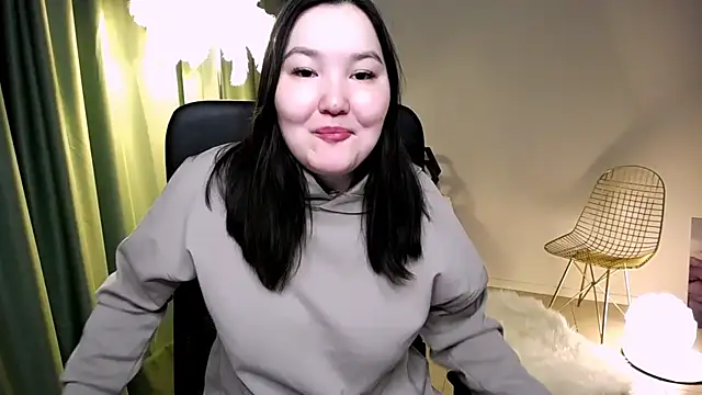 Snapshot of CamilaMartiez chatting on 04/26/26, 10:24 CamilaMartiez online show from 04/26/26, 10:24