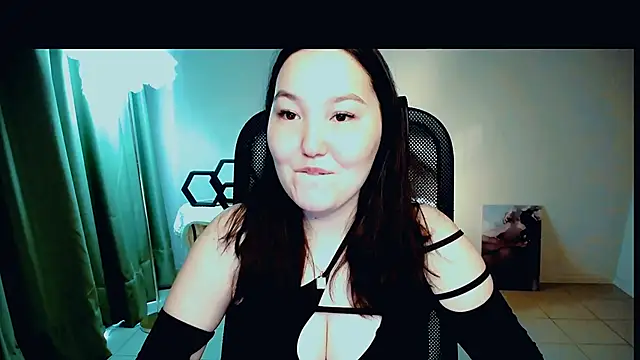 CamilaMartiez online show from 06/06/26, 09:14