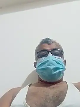 Snapshot of mature55 chatting on 04/27/26, 02:04 mature55 online show from 04/27/26, 02:04