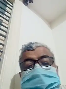 Snapshot of mature55 chatting on 05/08/26, 03:50 mature55 online show from 05/08/26, 03:50