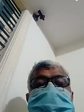Snapshot of mature55 chatting on 05/10/26, 05:51 mature55 online show from 05/10/26, 05:51