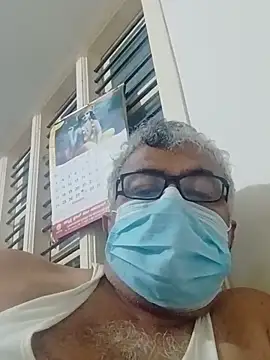 Snapshot of mature55 chatting on 05/23/26, 02:10 mature55 online show from 05/23/26, 02:10
