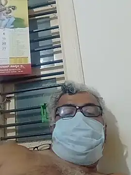 Snapshot of mature55 chatting on 06/29/26, 02:28 mature55 online show from 06/29/26, 02:28