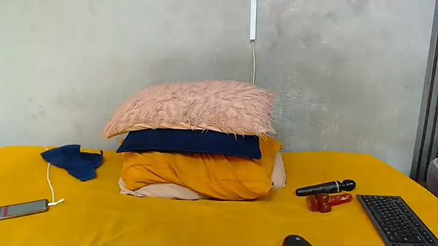 kinkynaghty online show from 06/14/26, 07:10